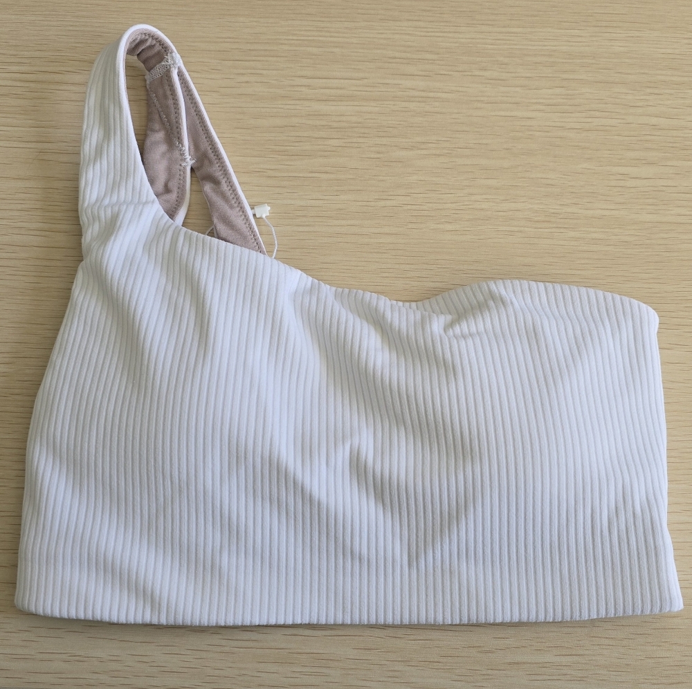 lululemon Ribbed Nulu Asymmetrical Yoga Bra Light Support - Size 2 - White